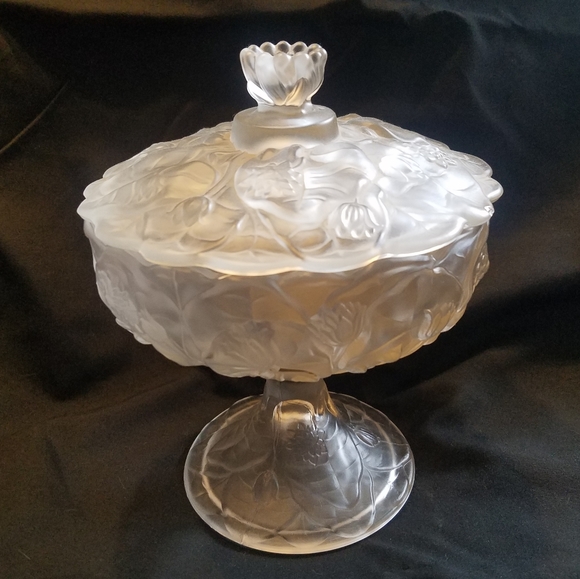 Fenton Water Lily Satin Glass Footed Candy Dish - Picture 7 of 16